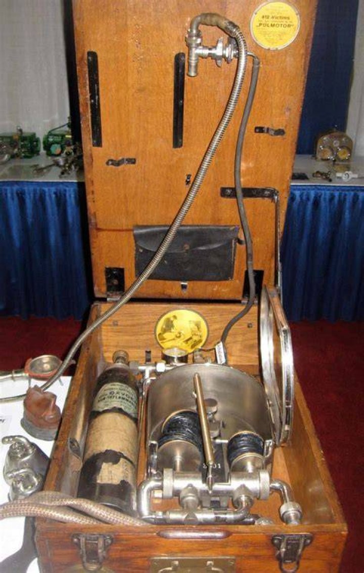 What is a pulmotor?